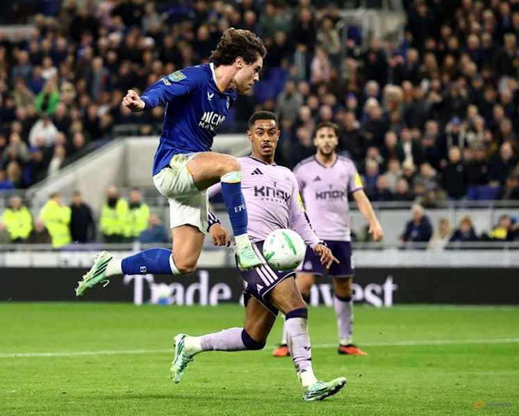 Everton beat Newcastle to set up League Cup quarter-final with Fleetwood