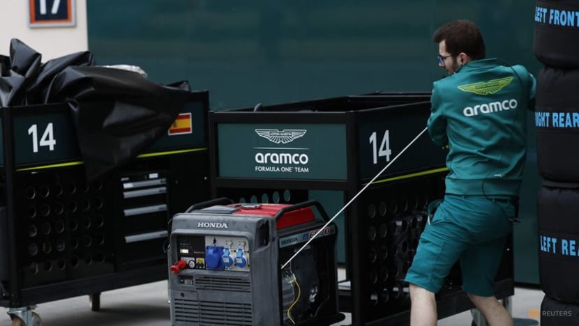 Norris fastest after power cut halts F1 testing