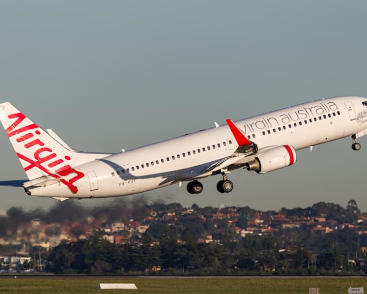 Virgin Australia plane lands safely in New Zealand after fire shuts down an engine