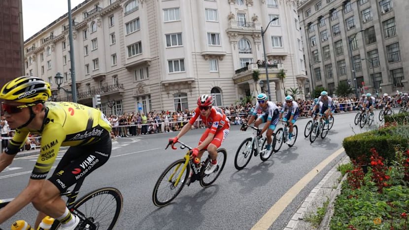 No Vuelta stage 11 winner after protesters disrupt finish line