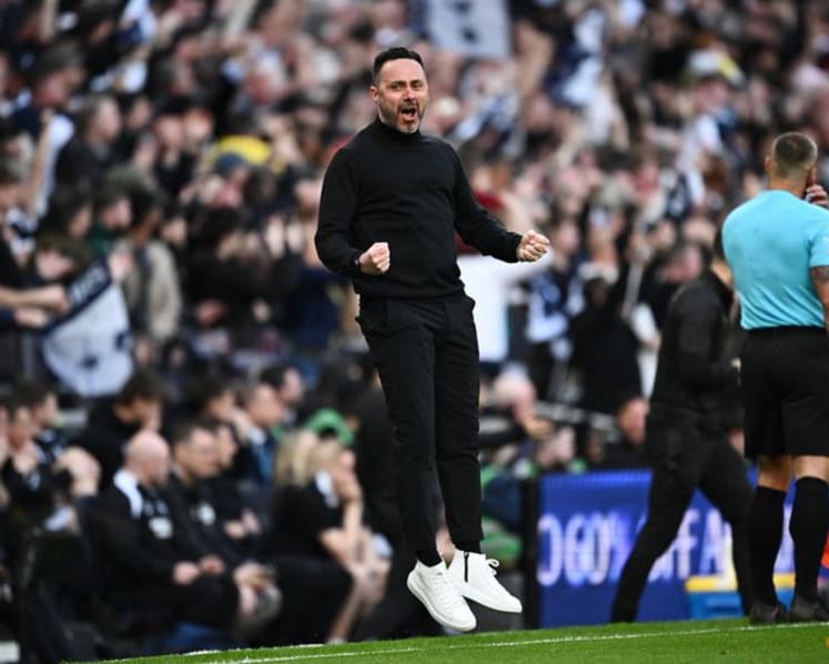 De Zerbi says Tottenham can win last five games in survival battle
