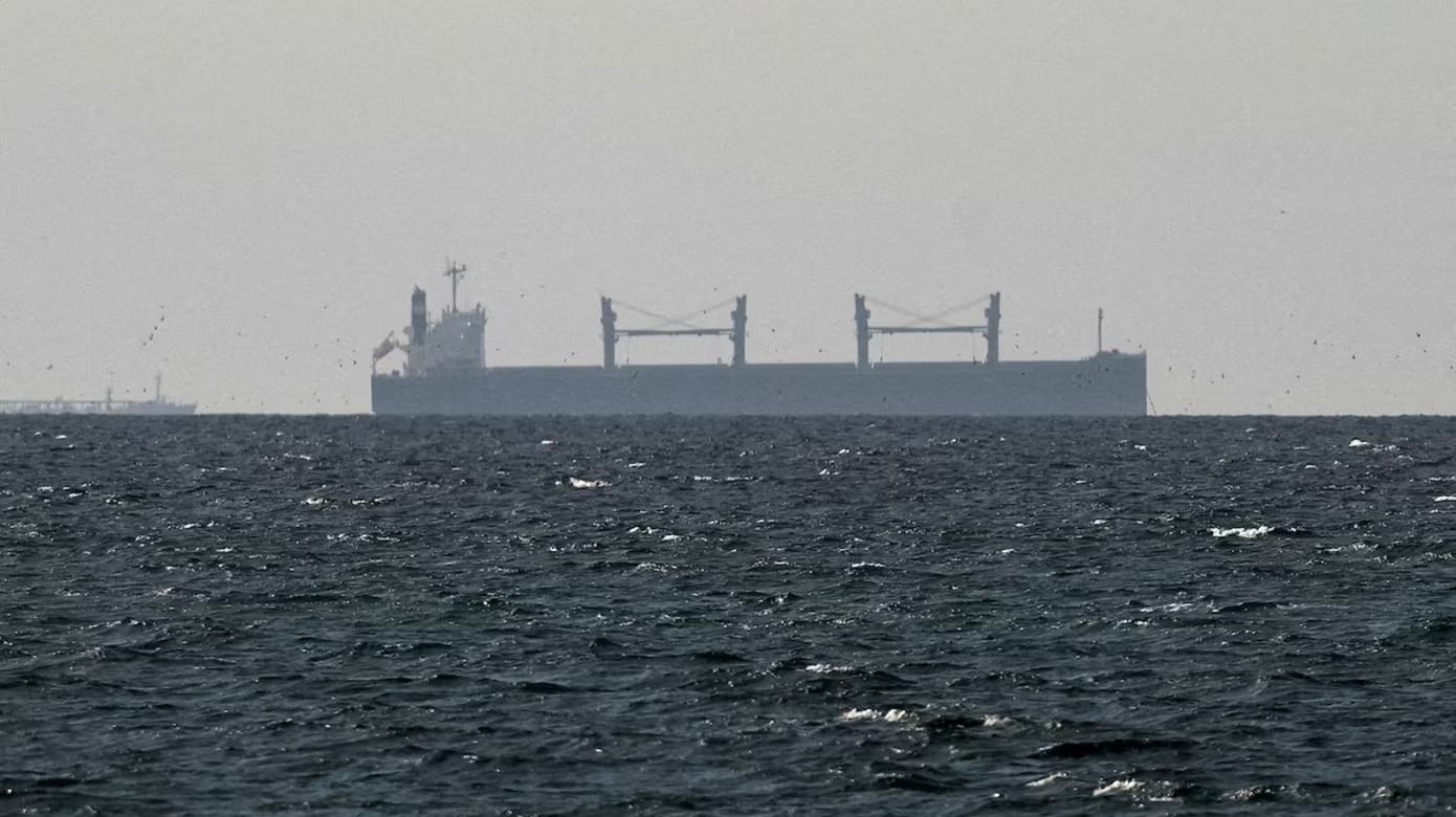 习近平：霍尔木兹海峡应保持正常通行