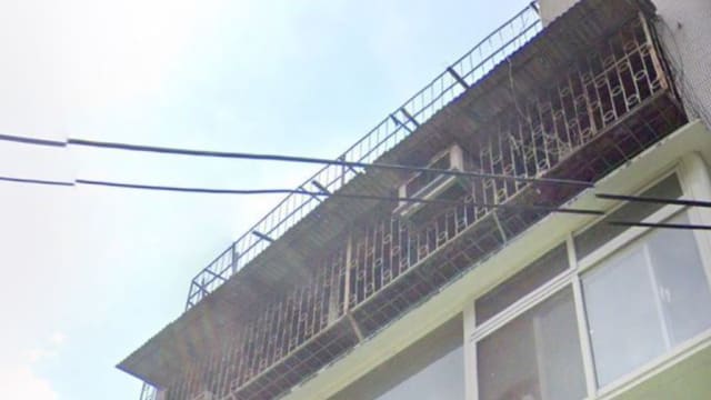 圣诞节找独居姐姐 弟弟进屋后却发现白骨