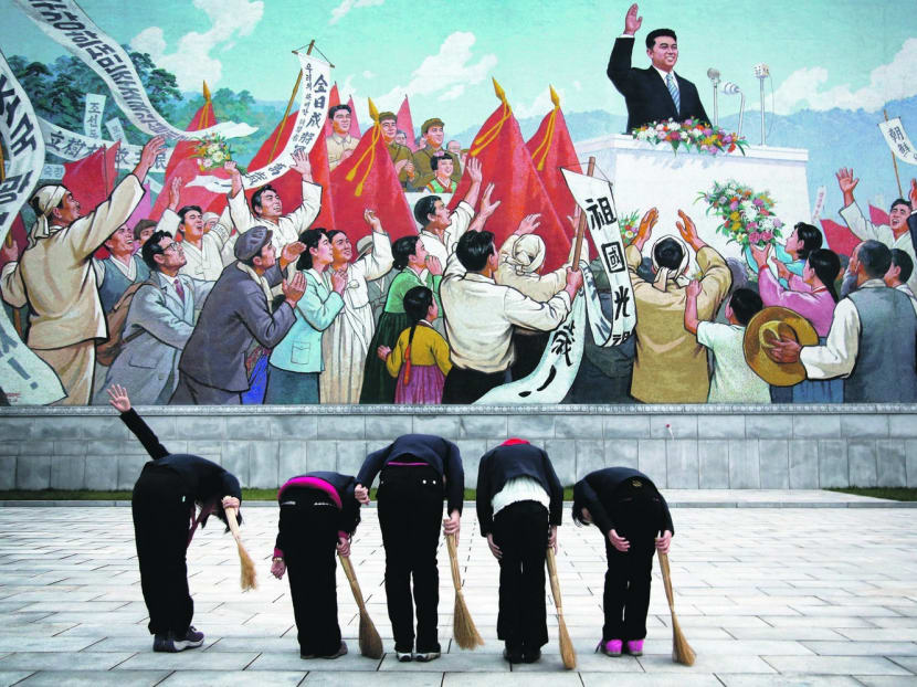 These women are the triple hot-shots in S'pore's photography scene