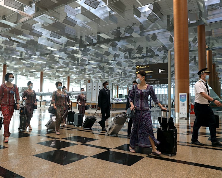SIA requires all Singapore front-line staff, including pilots and cabin crew, to be vaccinated against Covid-19
