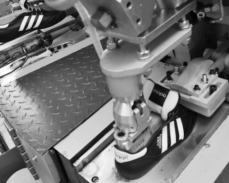 Robots may cut off path to prosperity in developing world