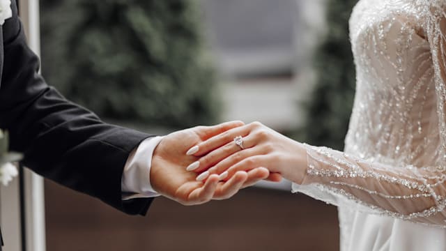 结婚六年台湾恩爱夫妻 意外发现是表兄妹