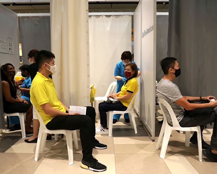 37,000 front-line aviation, maritime workers to be vaccinated over next 2 months: Ong Ye Kung