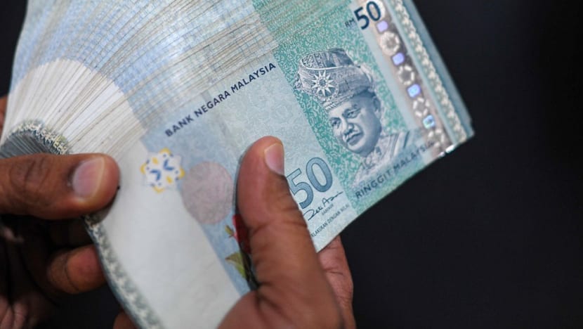 Singapore dollar hits all-time high against Malaysian ringgit 