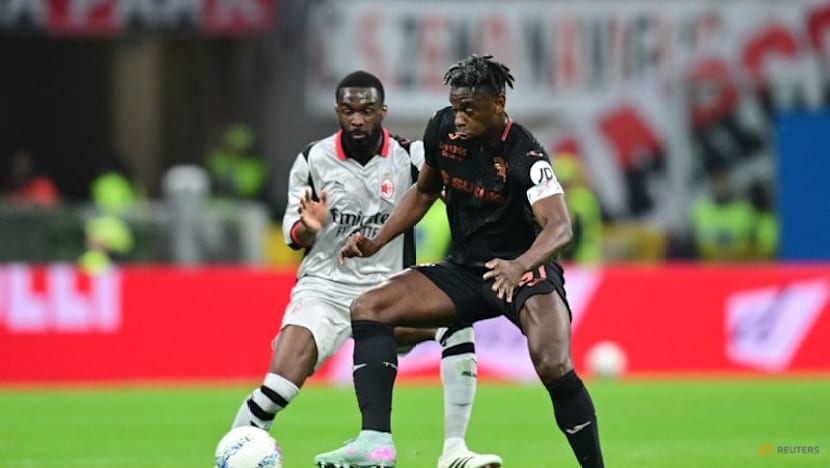 Eight players leave England camp ahead of Japan friendly