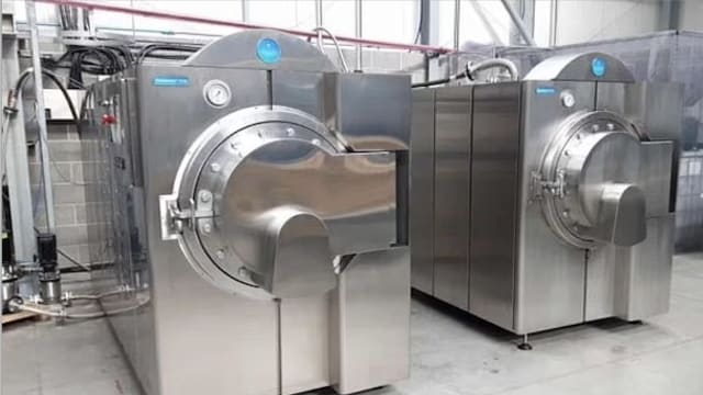 沸水溶解遗体排入下水道 英国或将批准水葬殡葬法