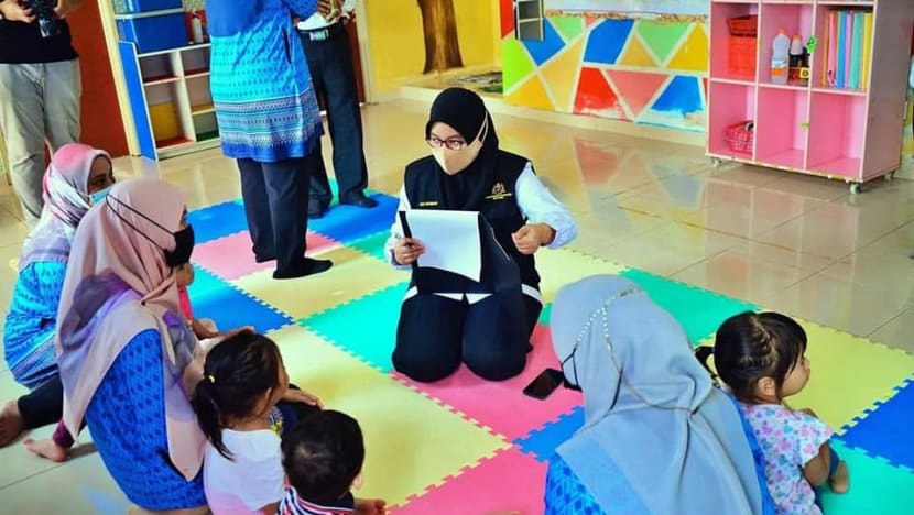 Jumlah kes HFMD dijangka merosot dalam 2-3 minggu mendatang, kata Khairy Jamaluddin