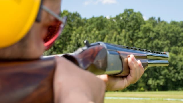 刘江豪在男子单人双向飞碟赛夺金 为我国射击队拿下本届东运首金