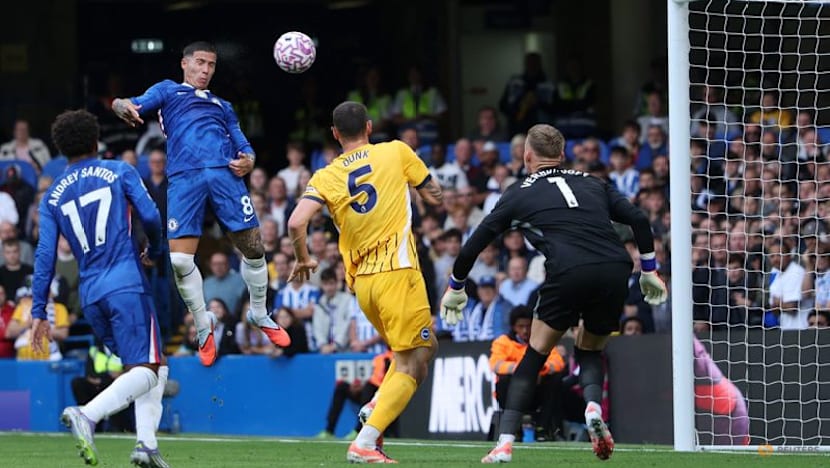 Welbeck scores twice for Brighton to stun Chelsea 3-1