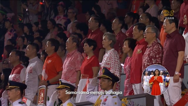 【国庆2026】国歌响起 璀璨烟火照亮加冷盆地