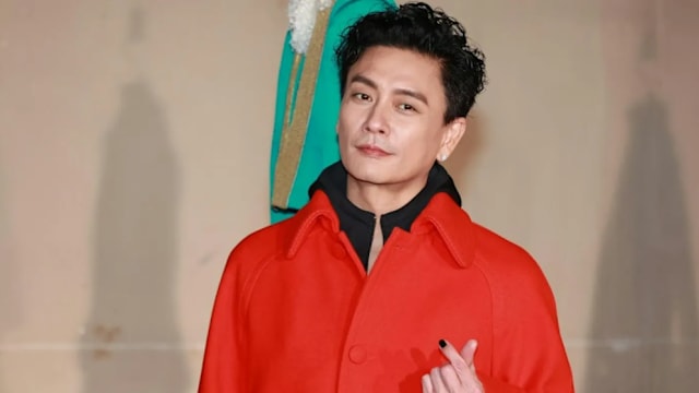 黄宗泽穿“长裙”被偶遇 造型太前卫掀热议