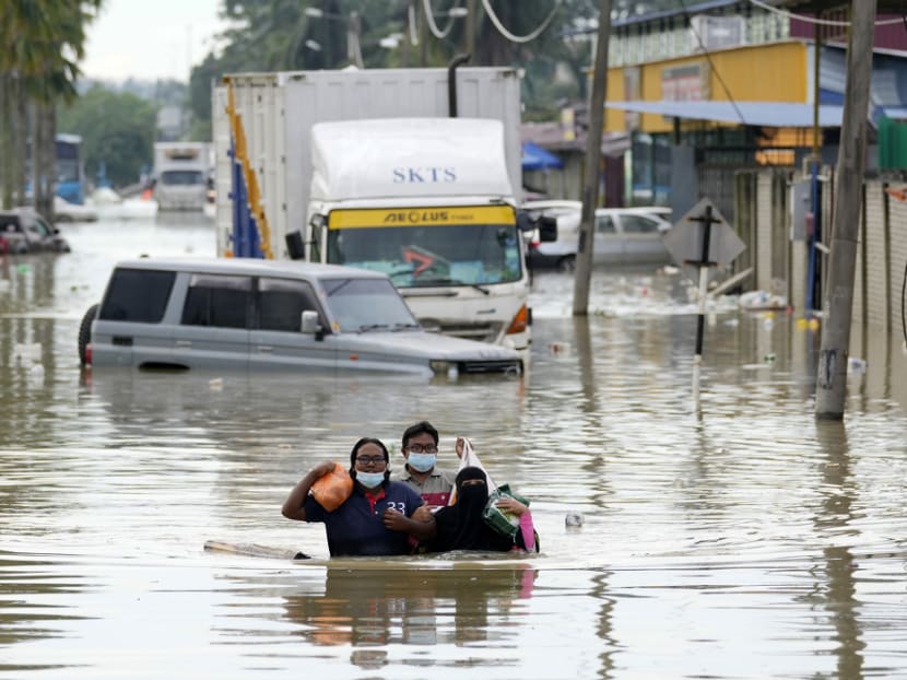 Singapore Red Cross donates US$100,000 for flood, typhoon relief efforts in Malaysia, Philippines  