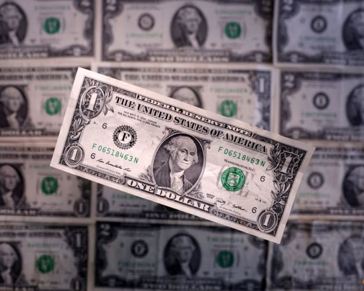 Dollar flirts with new 2026 highs as oil price jump hurts euro