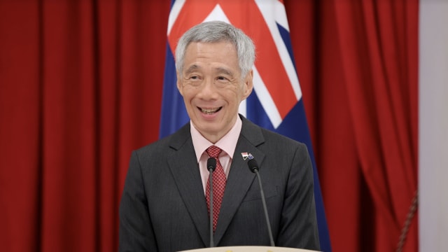 李总理祝贺习近平连任中共总书记