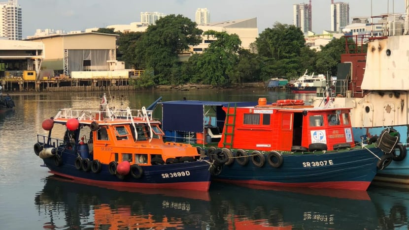 Commercial diving firm fined S$115,500 for flouting stop-work order; lives put 'at risk' Commercial diving firm fined S$115,500 for flouting stop-work order; lives put 'at risk'