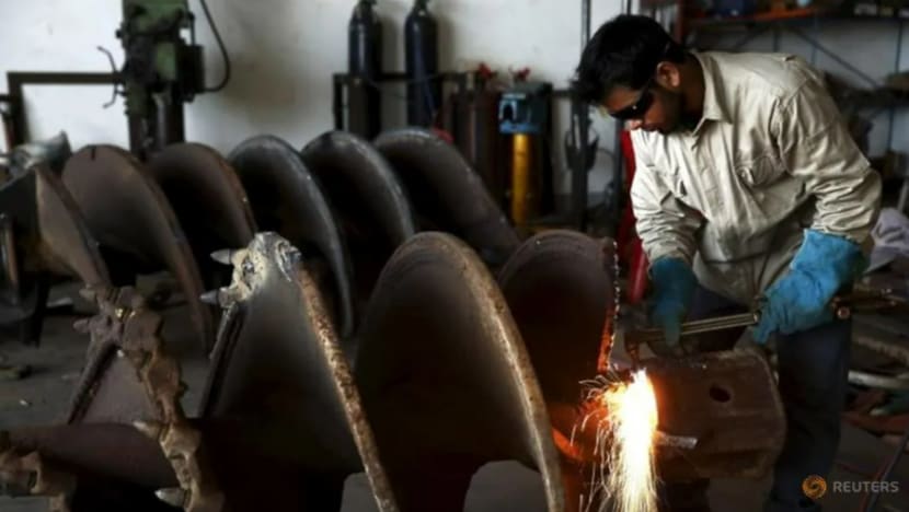 Kegiatan pengilangan S'pura berkembang 10 bulan berturut-turut; PMI catat bacaan tertinggi sejak Dis 2018