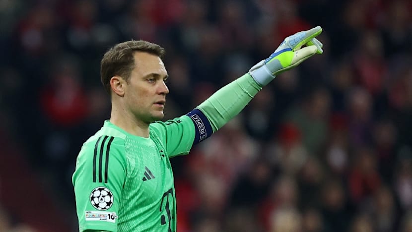 Keeper Neuer extends deal with Bayern to 2027