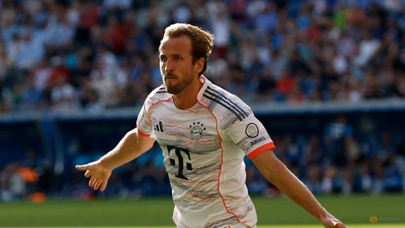 England's Kane 'all in' at Bayern, uncertain of Premier League return