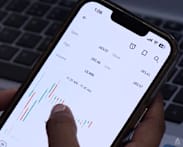 India’s retail investor boom draws millions into stock market, but experts warn of risks