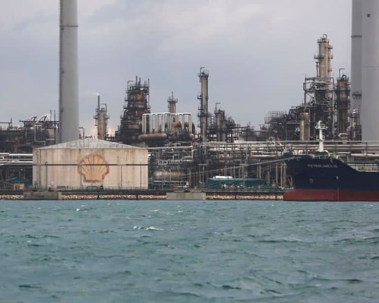 Shell Pulau Bukom fuel heist: 38-year-old man gets 4 months' jail for accepting bribes to turn a blind eye to theft