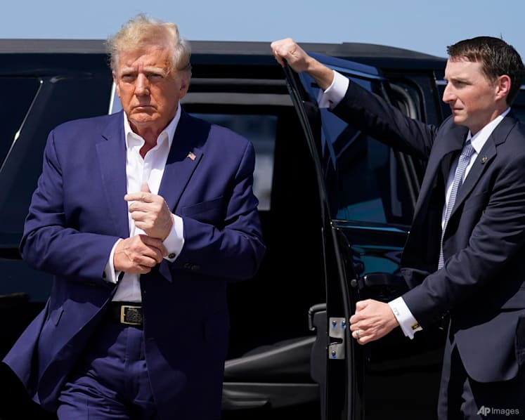 Imagine a photo of Donald Trump in handcuffs: What could happen next?