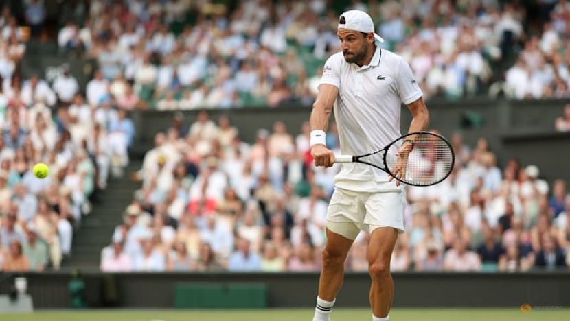 A year after Wimbledon heartache, Dimitrov sees off Berrettini for return to fourth round