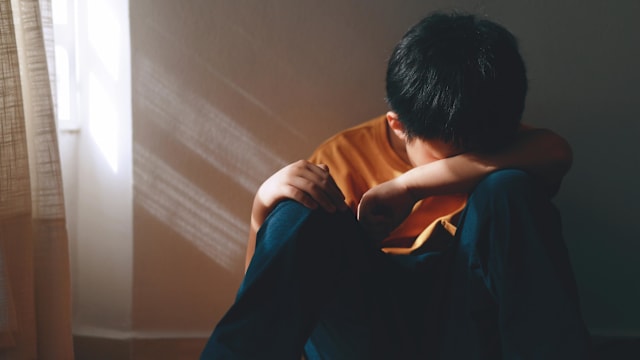 带前学生胡搞分手后又苦苦痴缠 小学前女教师被判监