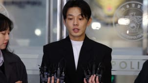 抵警局接受第2次调查　刘亚仁临时掉头走人
