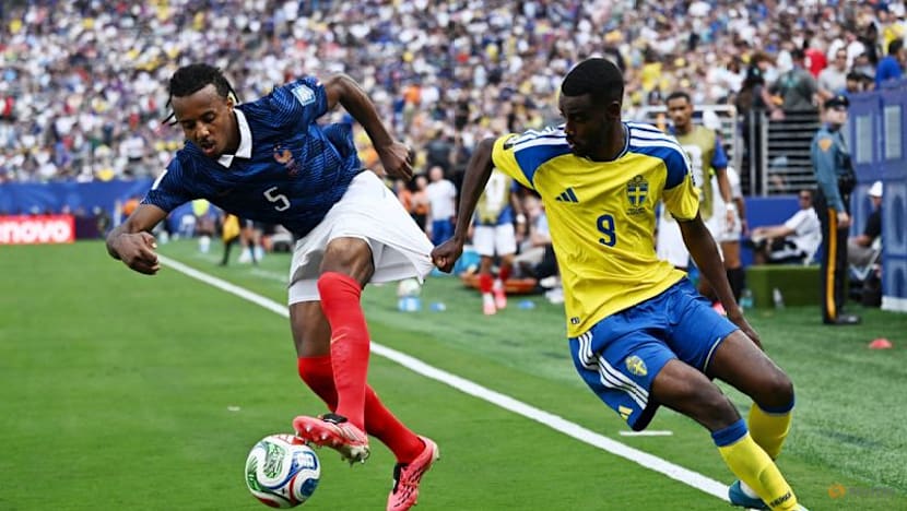 Mbappe double as France ease past Sweden 3-0 to reach last 16