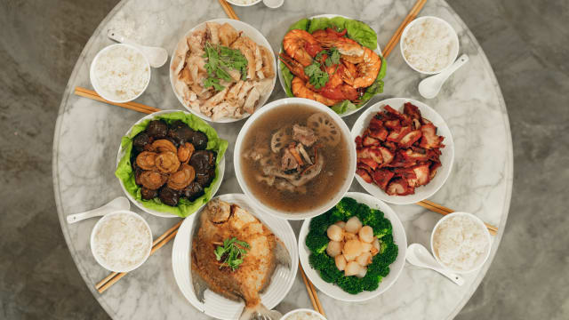 过年美食诱惑挡不住？医生授招避免肠道问题