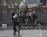 UN urges investigations over deadly Indonesia protests