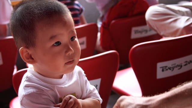 3岁幼儿别乱“摸”　健康隐患比你想到的还要多！