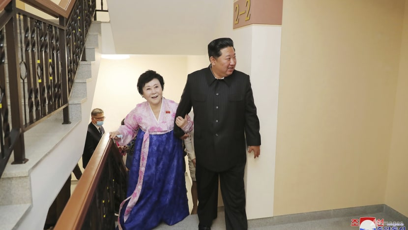 Kim Jong Un gives North Korea's most famous newscaster a luxury home