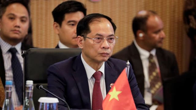 越南外长裴青山到我国进行三天访问