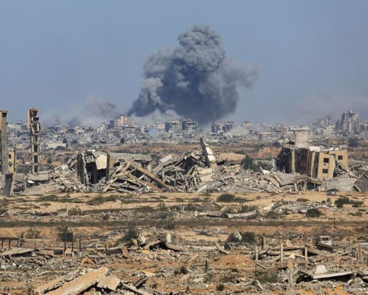 Trump asks Israel to stop bombing Gaza, saying Hamas is ready for peace