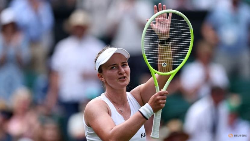 From Grand Slam to grand struggle, Krejcikova lives to fight on