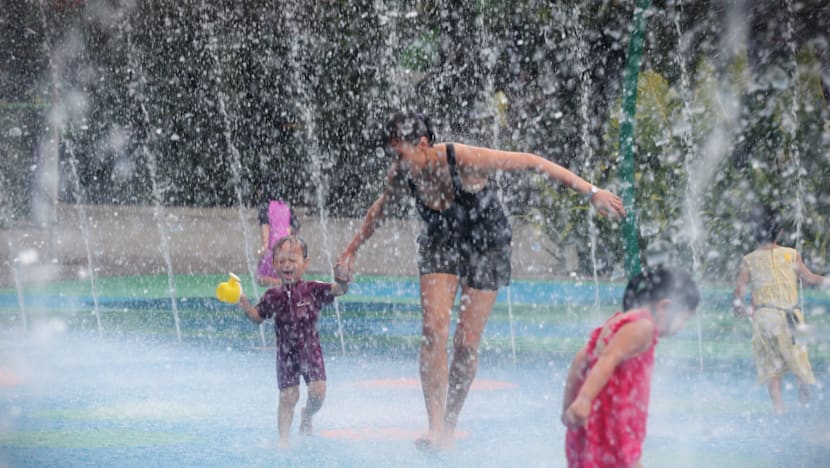 A time to chill as S’poreans beat the heat
