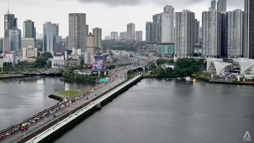 2 lelaki rakyat SG didakwa selepas ditangkap dalam serbuan edar dadah di Johor 2 lelaki rakyat SG didakwa selepas ditangkap dalam serbuan edar dadah di Johor