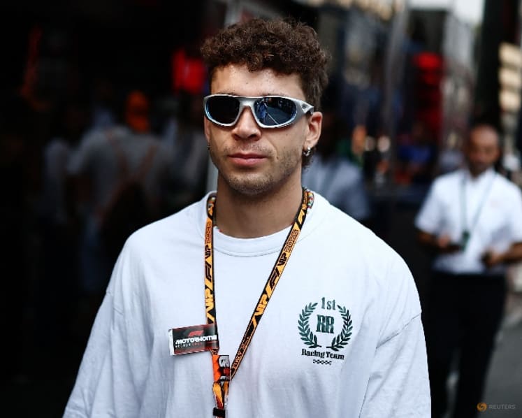 Bezzecchi smashes San Marino lap record to take pole ahead of Marquez