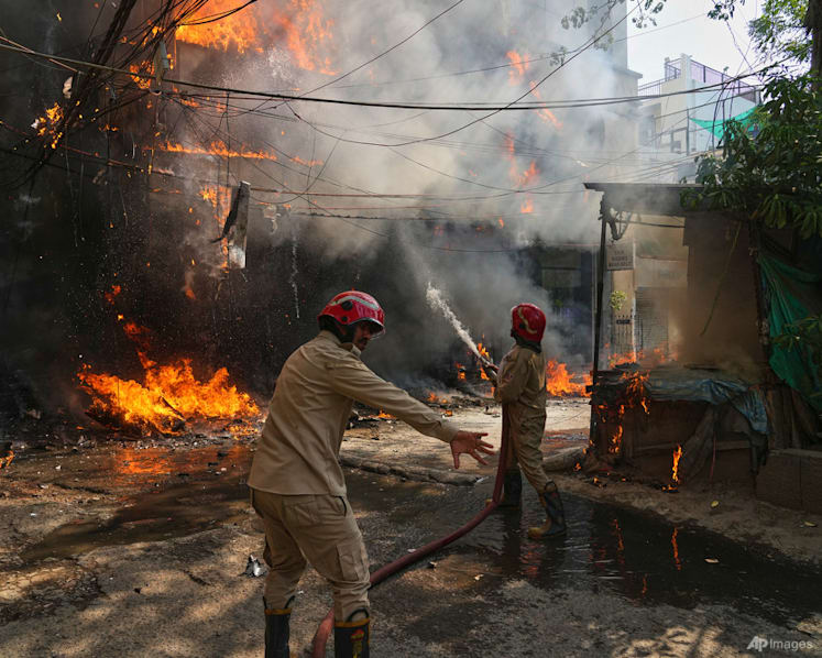 Fire sweeps through New Delhi building, killing at least 21 people