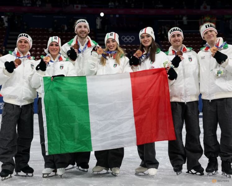 Figure skating-Italy's team bronze lifts hopes of further home-ice success