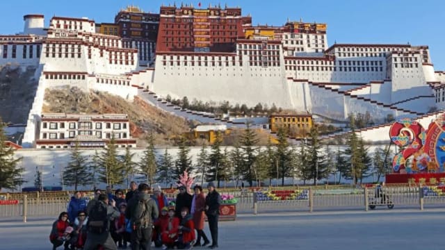 结束长达近五个月关闭 西藏布达拉宫明天起对外开放