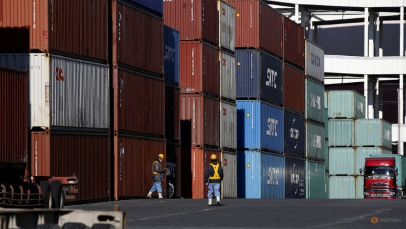 Japan's exports expand faster than expected in November Japan's exports expand faster than expected in November