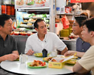 Bedok food centre safe for diners amid TB cases, says Ong Ye Kung