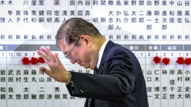 受政治献金丑闻困扰 日本执政联盟无法取得众议院过半议席